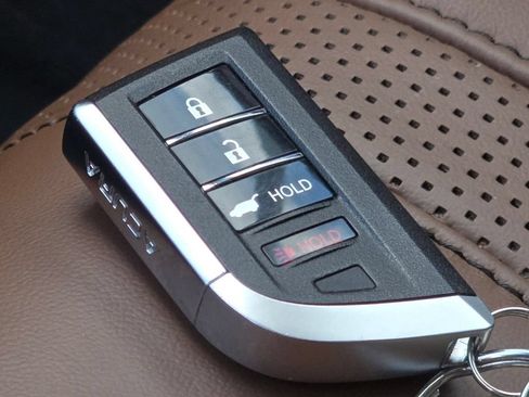 Used 2024 Acura RDX SH-AWD w/ Technology Package image 42