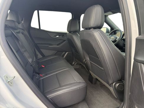 New 2026 Chevrolet Equinox LT w/ Convenience Package II image 24