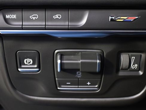 New 2026 Cadillac Escalade V AWD/4WD image 27