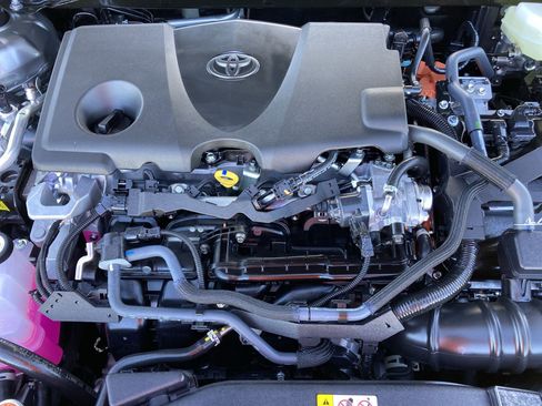 Certified 2026 Toyota Camry SE image 18