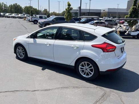 Used 2018 Ford Focus SE FWD image 11