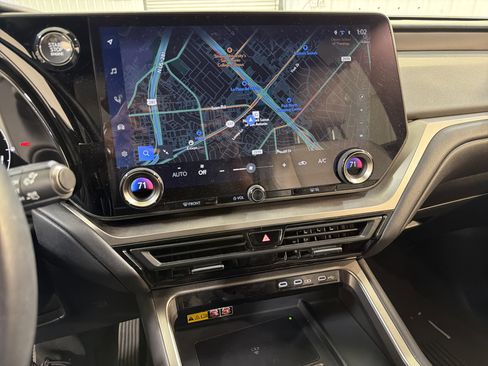 Used 2024 Lexus TX 350 FWD image 18