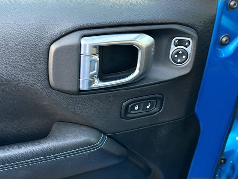 Used 2022 Jeep Wrangler Unlimited Rubicon 4xe w/ Steel Bumper Group image 19