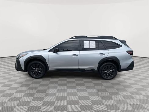 Used 2025 Subaru Outback Onyx Edition XT AWD/4WD image 5