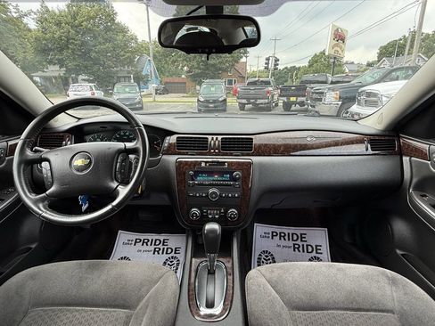 Used 2014 Chevrolet Impala LT image 25
