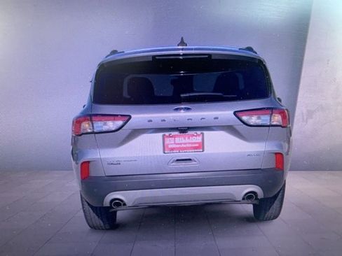 Used 2022 Ford Escape Titanium image 26