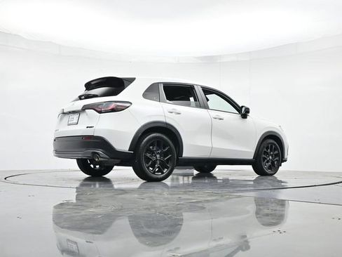 Used 2023 Honda HR-V Sport image 29