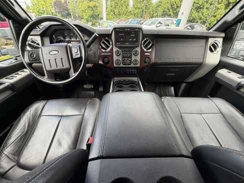 Used 2016 Ford F250 Lariat w/ Chrome Package AWD/4WD image 20