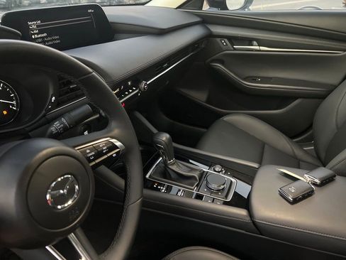 Used 2025 MAZDA MAZDA3 s image 30