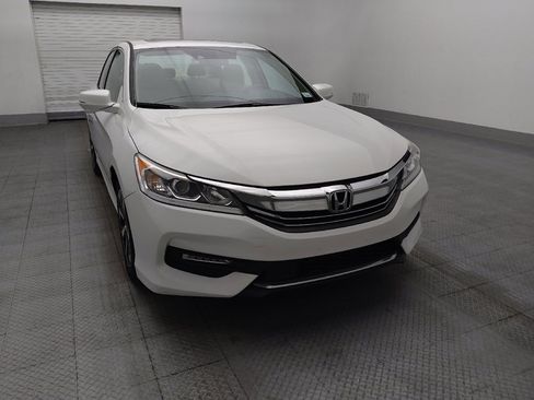 Used 2016 Honda Accord EX image 14