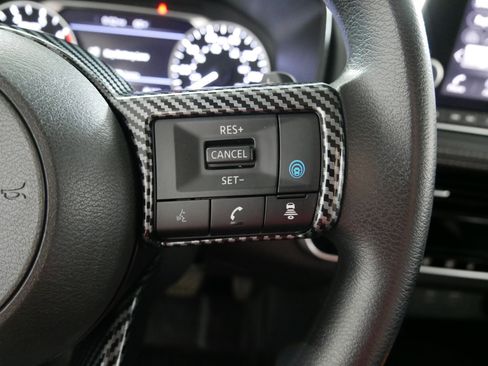 Used 2023 Nissan Rogue SV AWD/4WD image 28