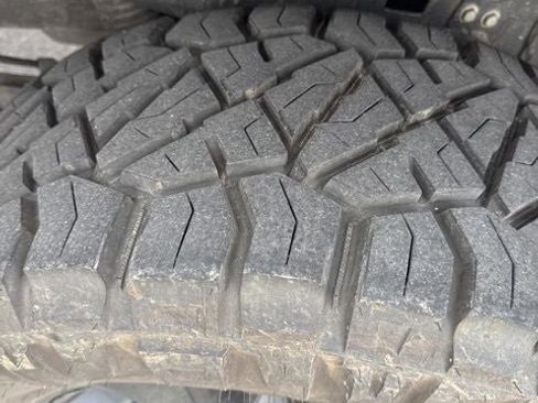 Used 2024 RAM 2500 Limited image 14