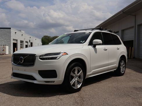 Used 2020 Volvo XC90 T6 Momentum AWD/4WD image 4