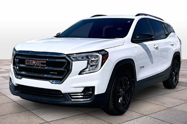 Used 2024 GMC Terrain AT4 AWD/4WD image 13