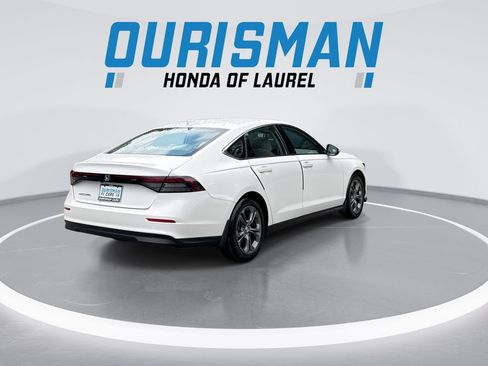 Used 2023 Honda Accord EX image 8