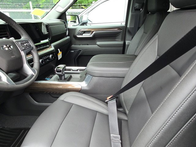 New 2026 Chevrolet Silverado 1500 RST w/ Convenience Package II AWD/4WD image 9