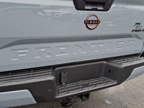 Used 2023 Nissan Frontier PRO-4X w/ Pro-4X Premium Package image 35