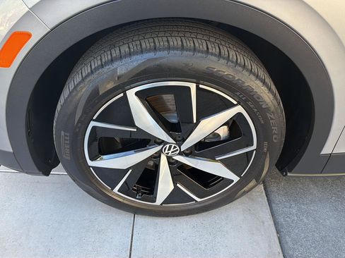 Certified 2023 Volkswagen ID.4 S RWD image 9