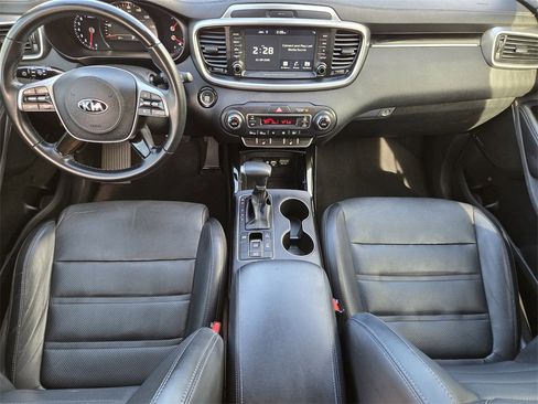 Used 2020 Kia Sorento SX image 5