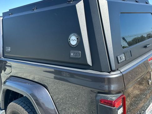 Used 2022 Jeep Gladiator Overland w/ Popular Equipment Package AWD/4WD image 19