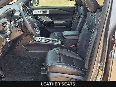 Used 2023 Ford Explorer ST w/ Equipment Group 401A AWD/4WD image 11