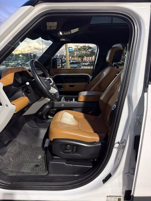 Used 2023 Land Rover Defender 110 S AWD/4WD image 11