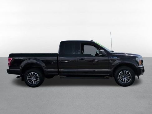 Used 2020 Ford F150 XLT w/ Equipment Group 302A Luxury AWD/4WD image 4