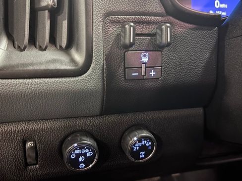 Used 2019 Chevrolet Colorado Z71 image 14