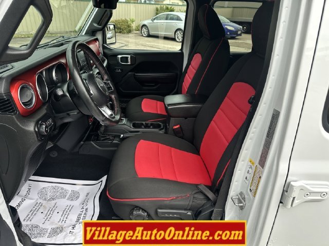 Used 2018 Jeep Wrangler Unlimited Rubicon AWD/4WD image 12