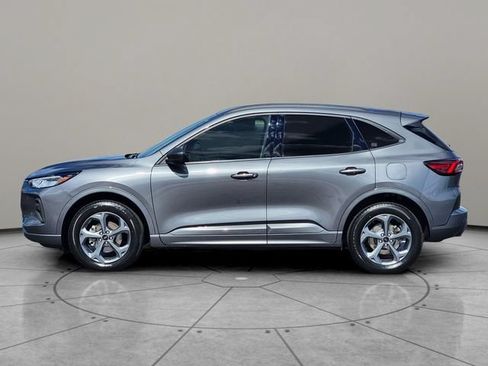 Certified 2023 Ford Escape ST-Line w/ Tech Pack #1 AWD/4WD image 9