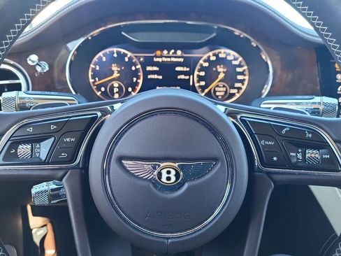 Used 2020 Bentley Continental GT image 17