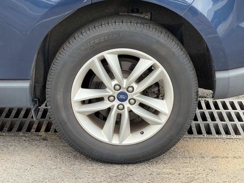 Used 2017 Ford Edge SEL w/ Equipment Group 201A FWD image 12