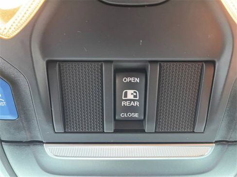 Used 2024 RAM 1500 Big Horn image 37