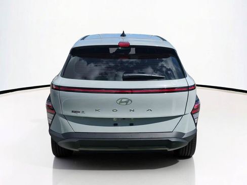 New 2027 Hyundai Kona SE FWD image 6