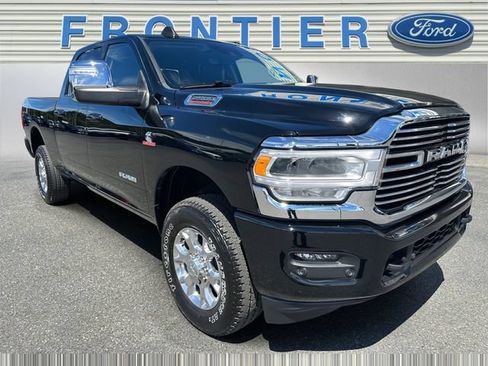 Used 2024 RAM 2500 Laramie w/ Safety Group AWD/4WD image 8