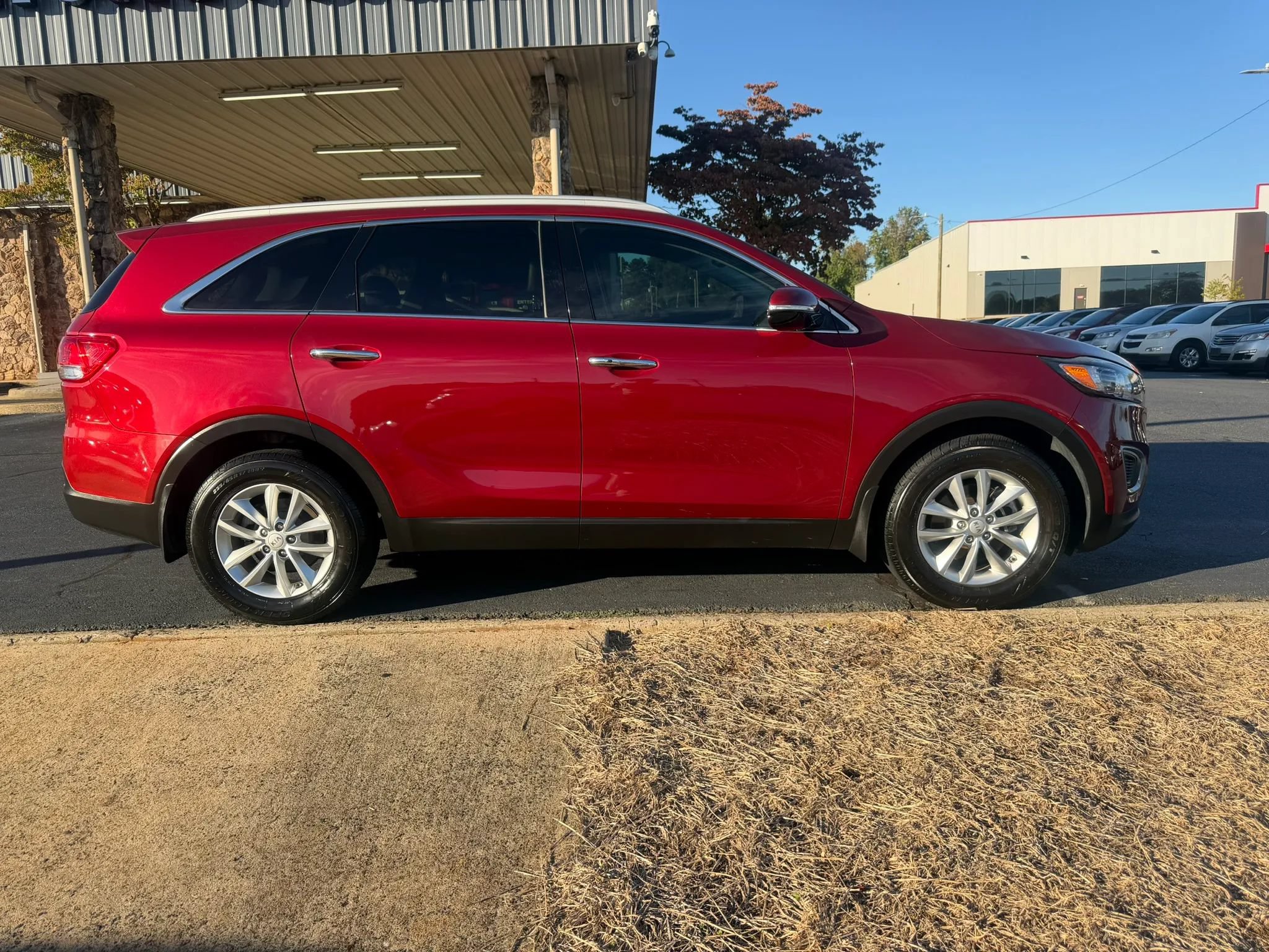 Used 2017 Kia Sorento FWD w/ LX Convenience Package image 8