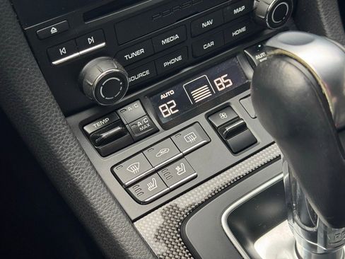 Used 2021 Porsche 718 Cayman image 73