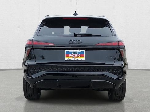 New 2026 Audi Q3 quattro 2.0T AWD/4WD image 6