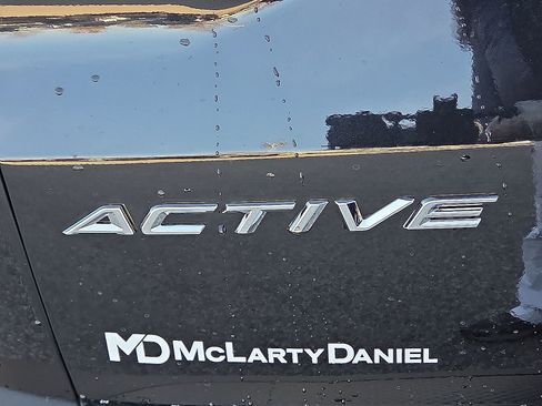 New 2026 Ford Escape Active w/ Cold Weather Package FWD image 8