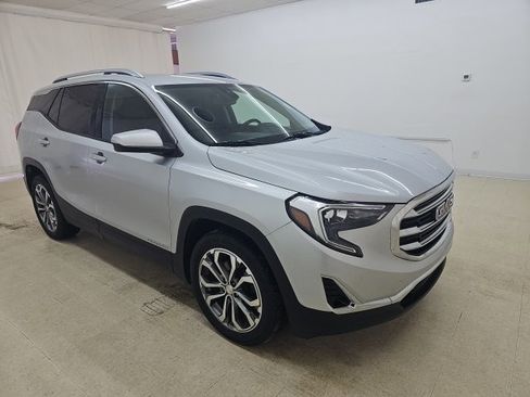 Used 2020 GMC Terrain SLT w/ Preferred Package image 11