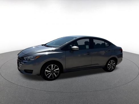 Used 2025 Nissan Versa SV FWD image 8