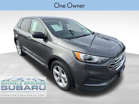Used 2020 Ford Edge SE image 1
