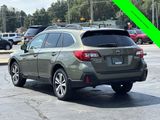 Used 2018 Subaru Outback 2.5i Limited image 2