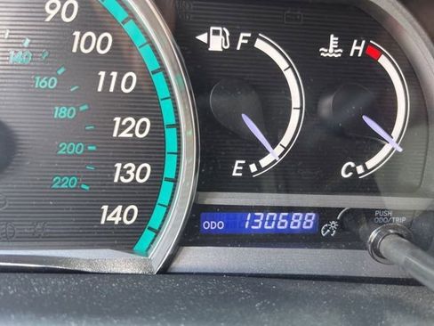 Used 2015 Toyota Venza LE image 15