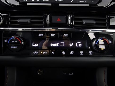 Used 2024 Nissan Pathfinder Rock Creek image 27