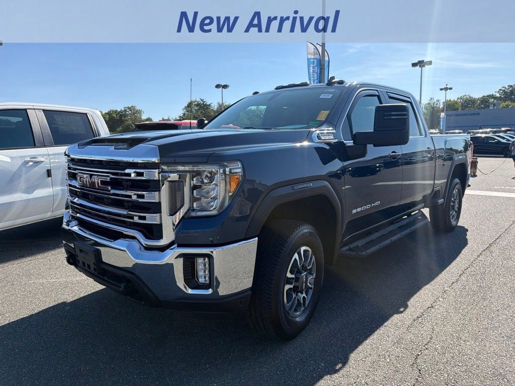 Used 2021 GMC Sierra 2500 SLE w/ SLE Convenience Package AWD/4WD image 1