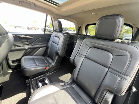 Used 2024 Lincoln Aviator Reserve AWD/4WD image 34