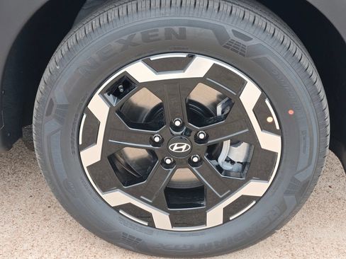 Certified 2026 Hyundai Santa Fe SEL FWD image 7