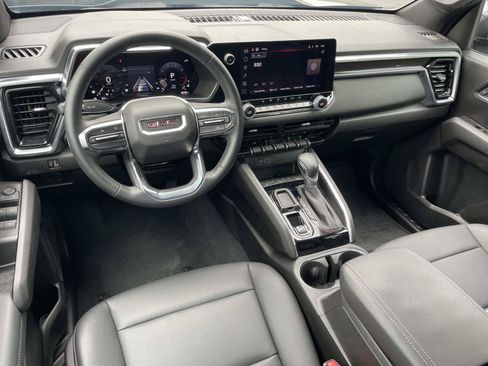 Used 2025 GMC Canyon Elevation w/ Convenience Package RWD image 9