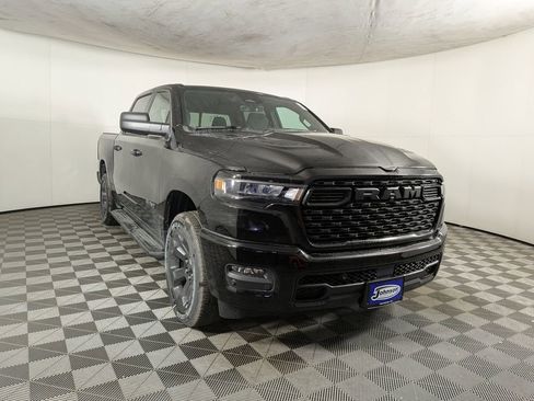 New 2026 RAM 1500 Express image 5